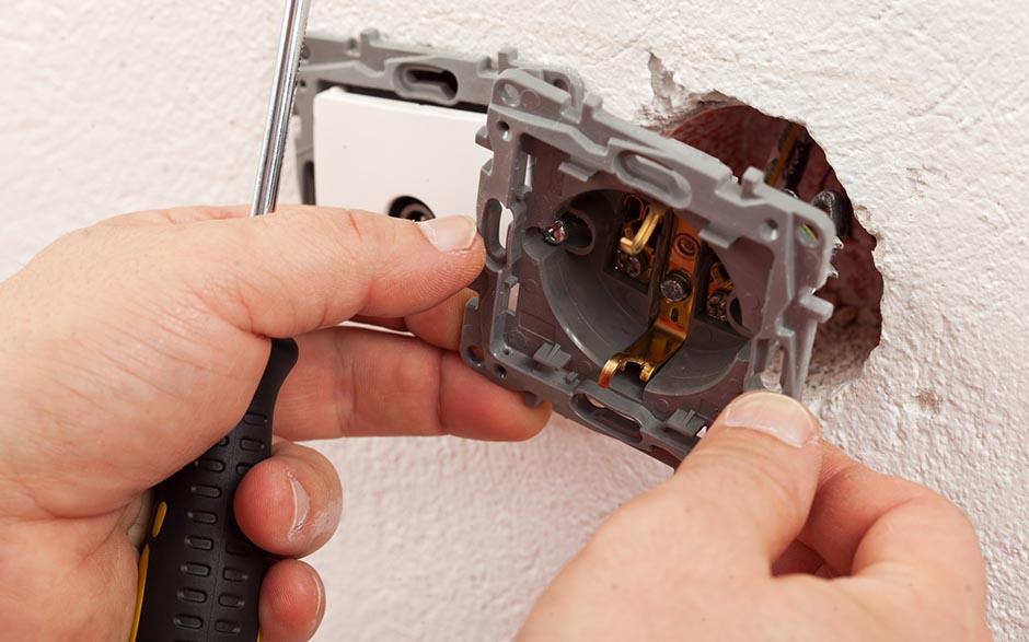 cherche électricien pas cher Mareil-en-France
